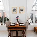 Apartment Downtown - Mezzanine, Workspace - By Rentujemy *