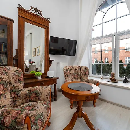 Downtown - Mezzanine, Workspace - By Rentujemy Apartamento *