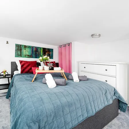 Downtown - Mezzanine, Workspace - By Rentujemy Apartamento *